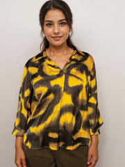 Timeless Touch printed satin Shirt